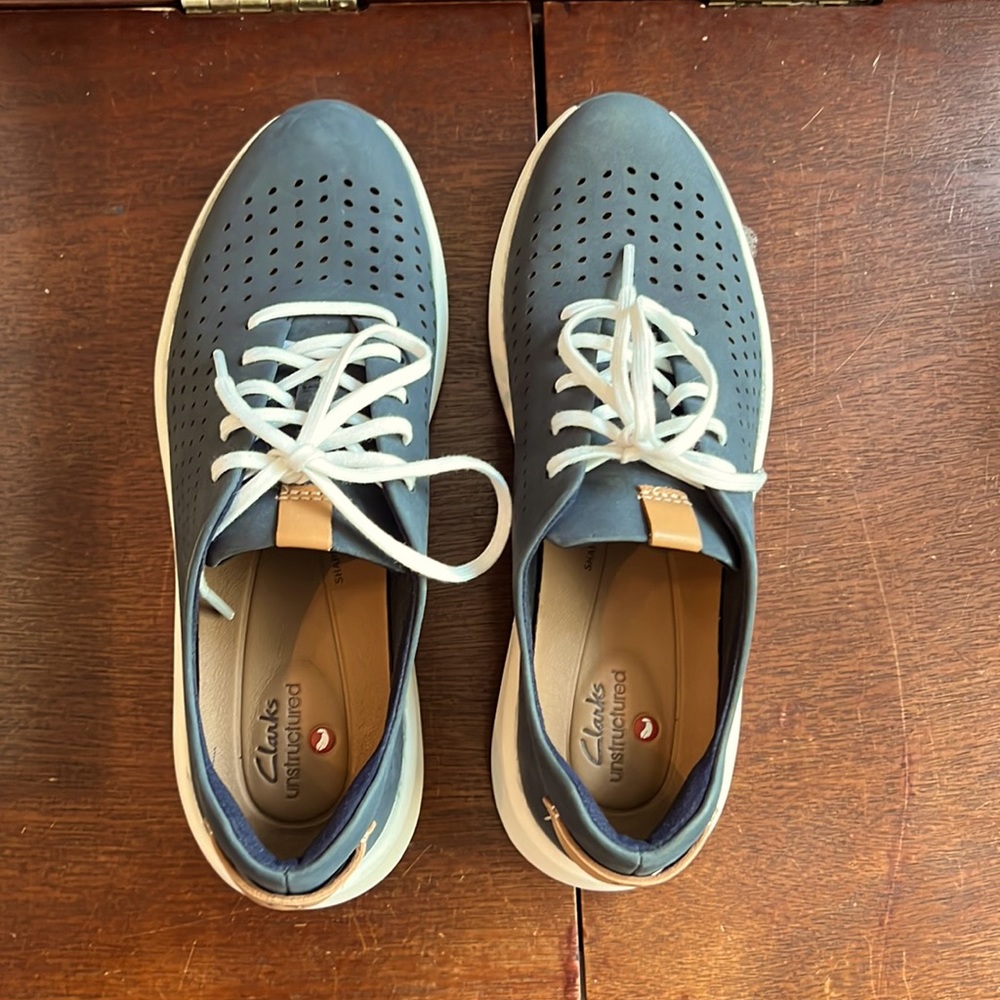 Clarks Un Rio Tie Navy Nubuck 6 1/2 New Never worn with box